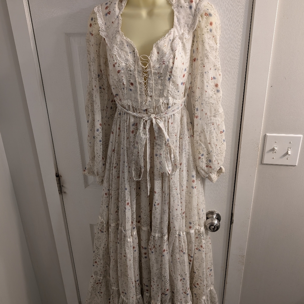 Gunne Sax by Jessica size 3 Floral Floor length dress. - Picture 2 of 8
